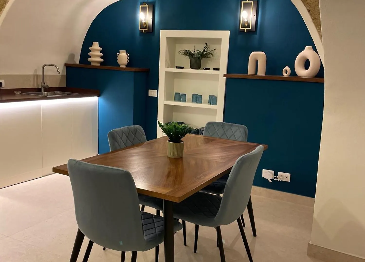 Апартаменты Domus Parthenope Deluxe Неаполь