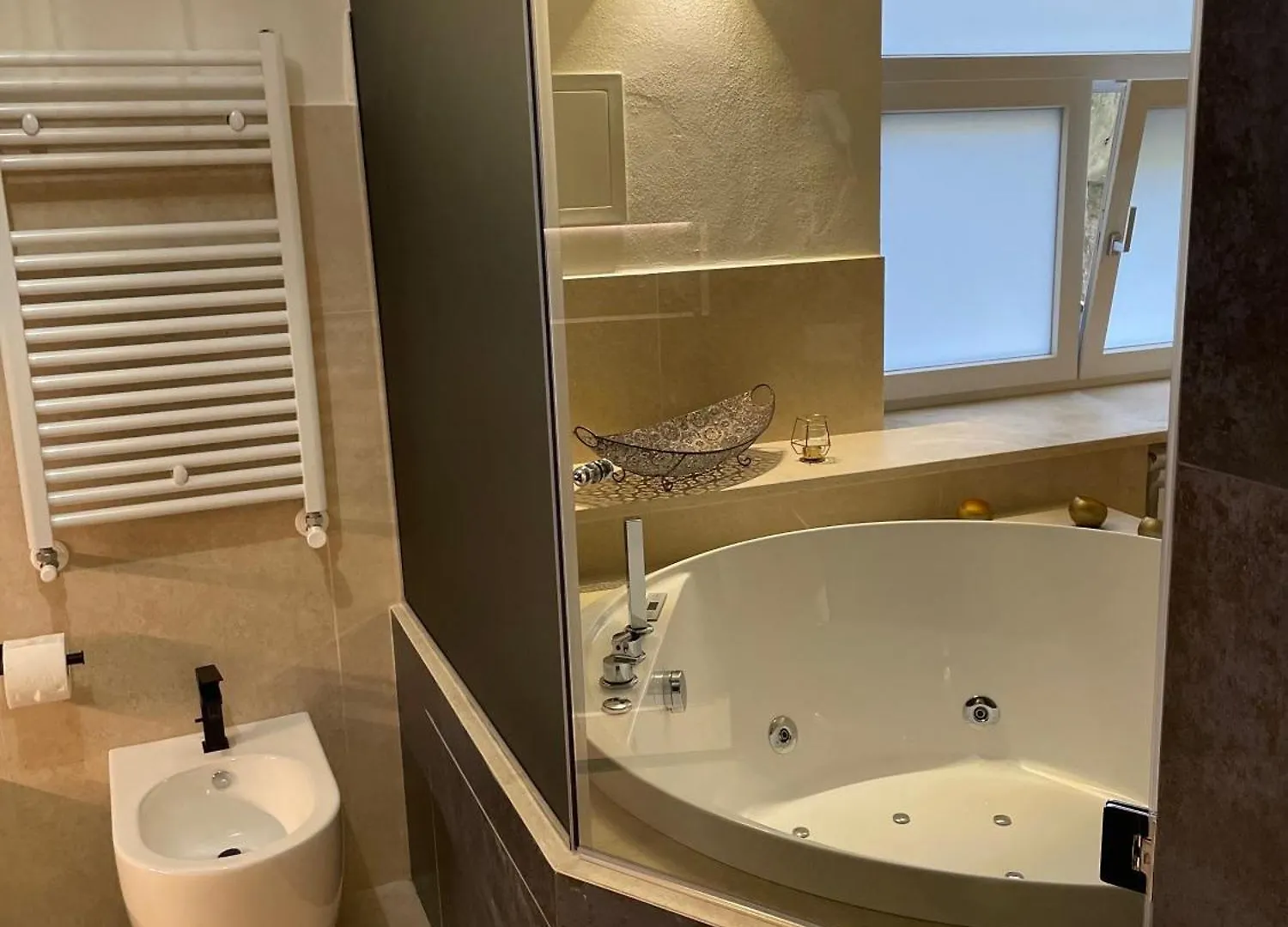 Domus Parthenope Deluxe Apartment Naples Italy