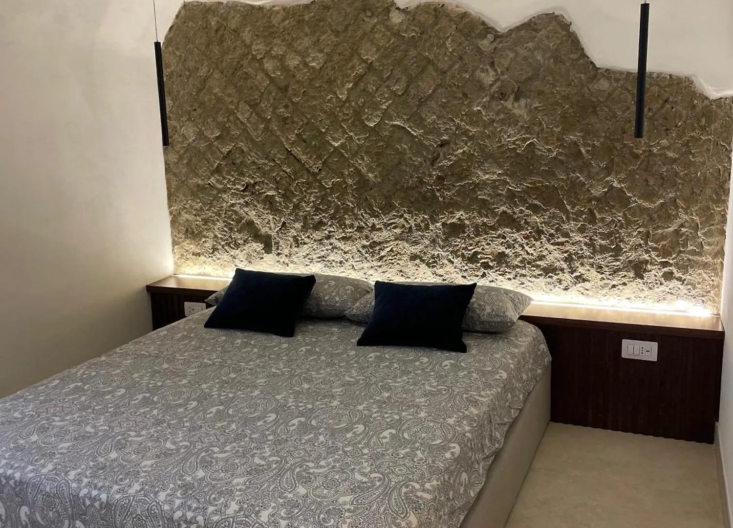 Domus Parthenope Deluxe Apartment Naples