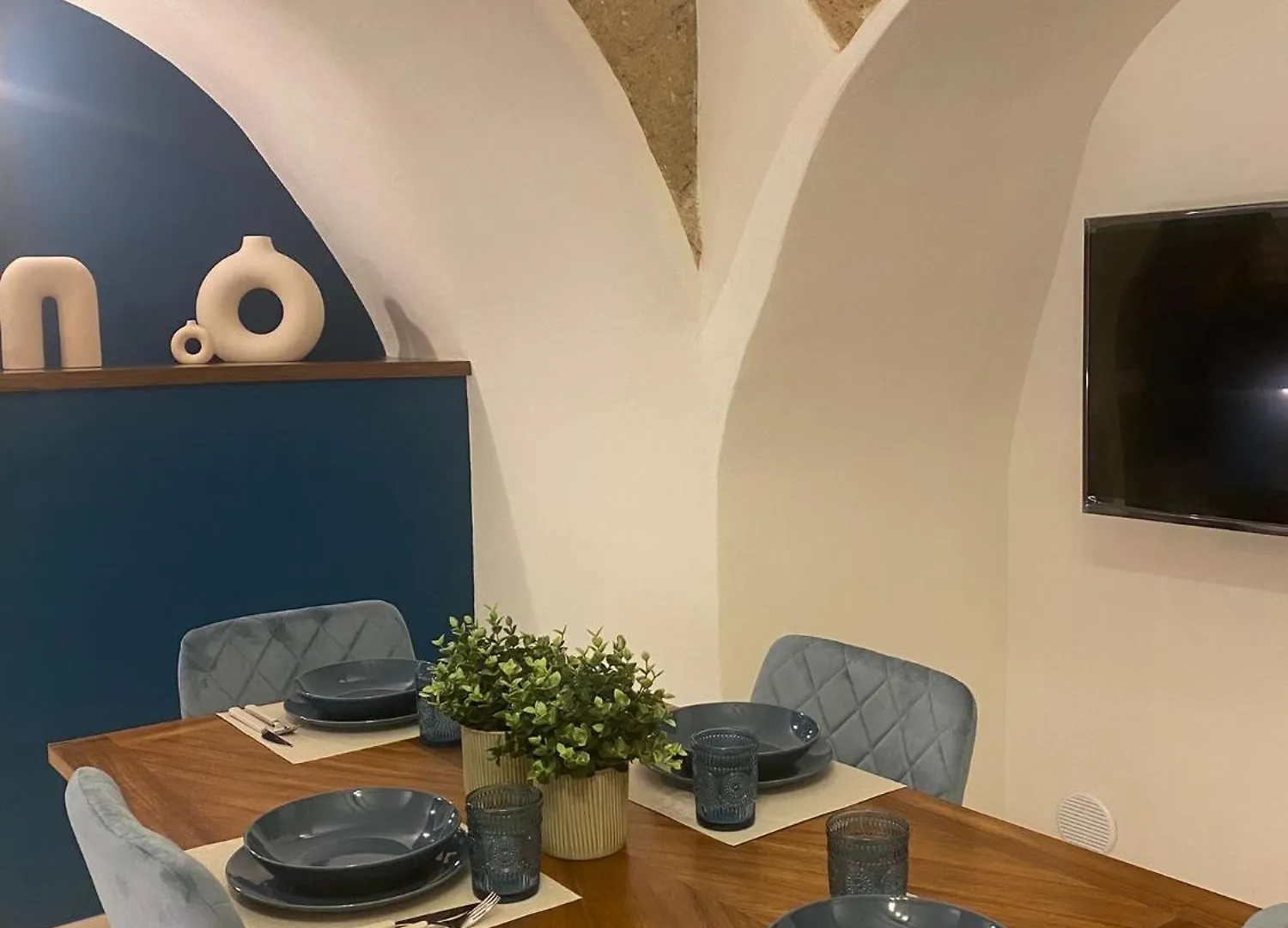 Domus Parthenope Deluxe Apartment Naples